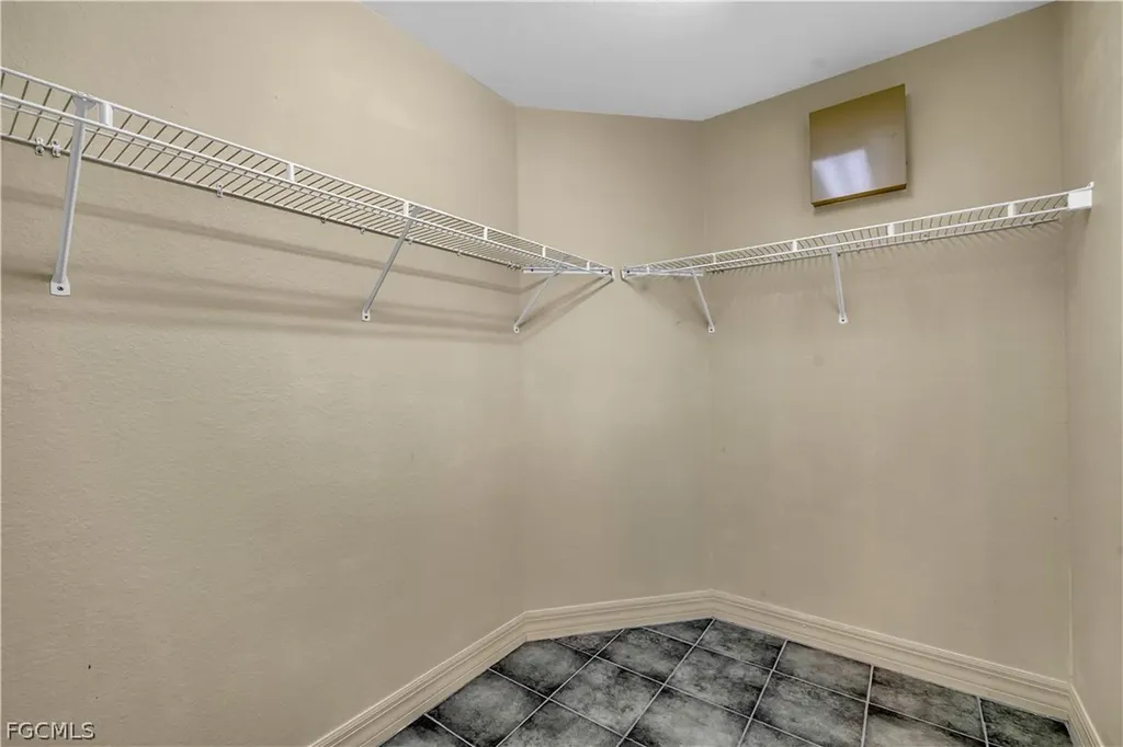 2804 SW 29th Place Cape Coral FL 33914
