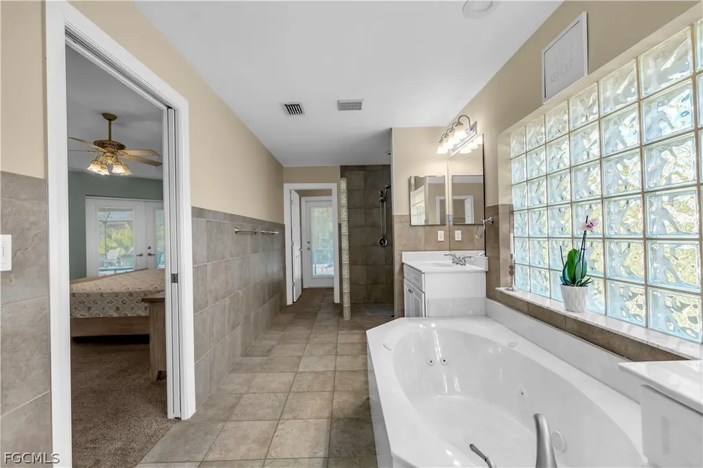 2804 SW 29th Place Cape Coral FL 33914