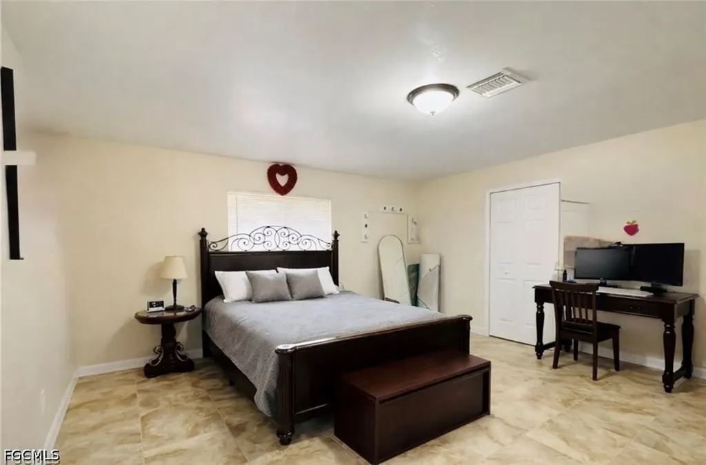 755 Arundel Circle Fort Myers FL 33913