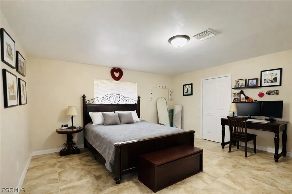 755 Arundel Circle Fort Myers FL 33913