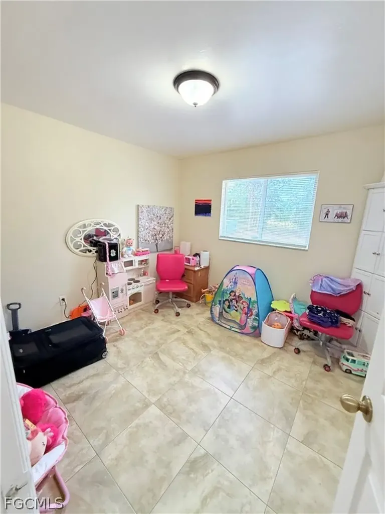 755 Arundel Circle Fort Myers FL 33913