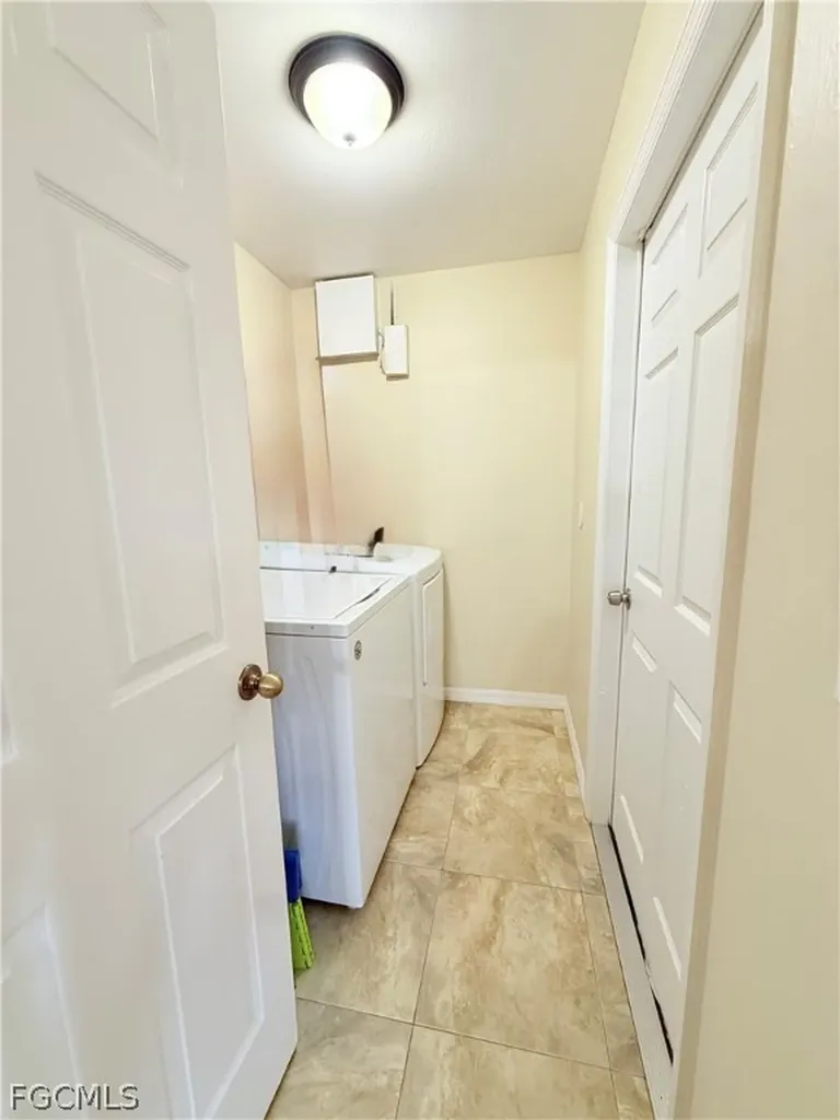 755 Arundel Circle Fort Myers FL 33913