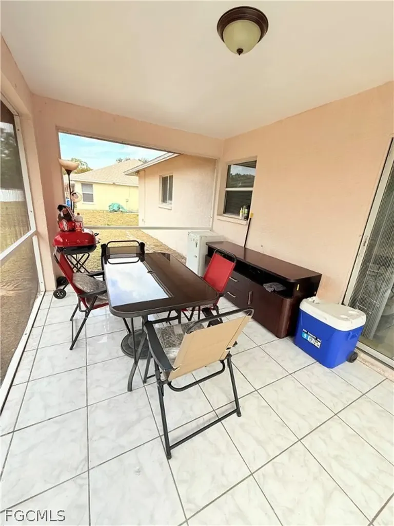 755 Arundel Circle Fort Myers FL 33913