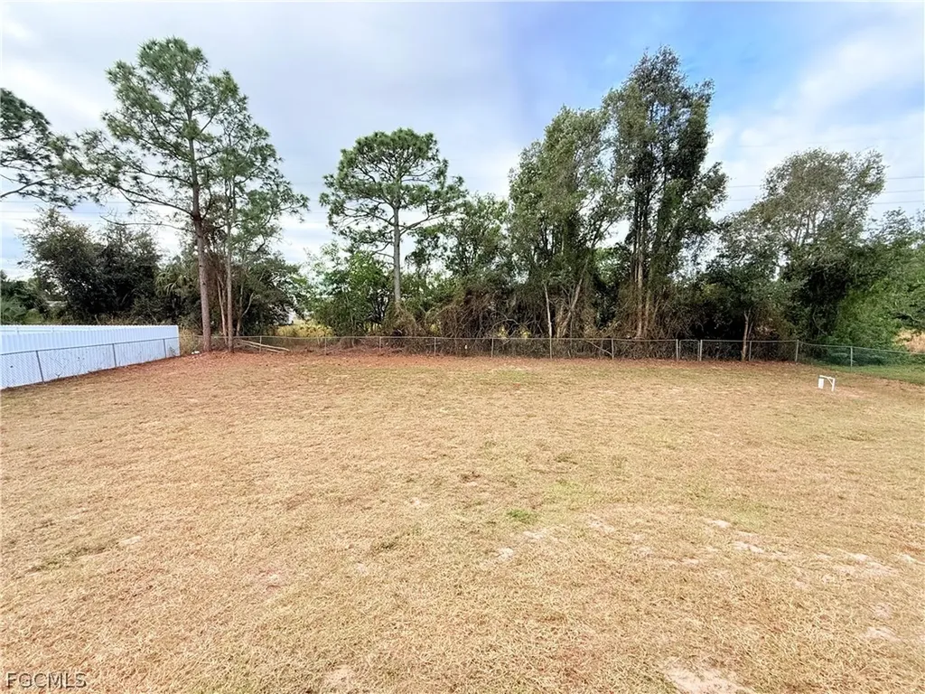 755 Arundel Circle Fort Myers FL 33913