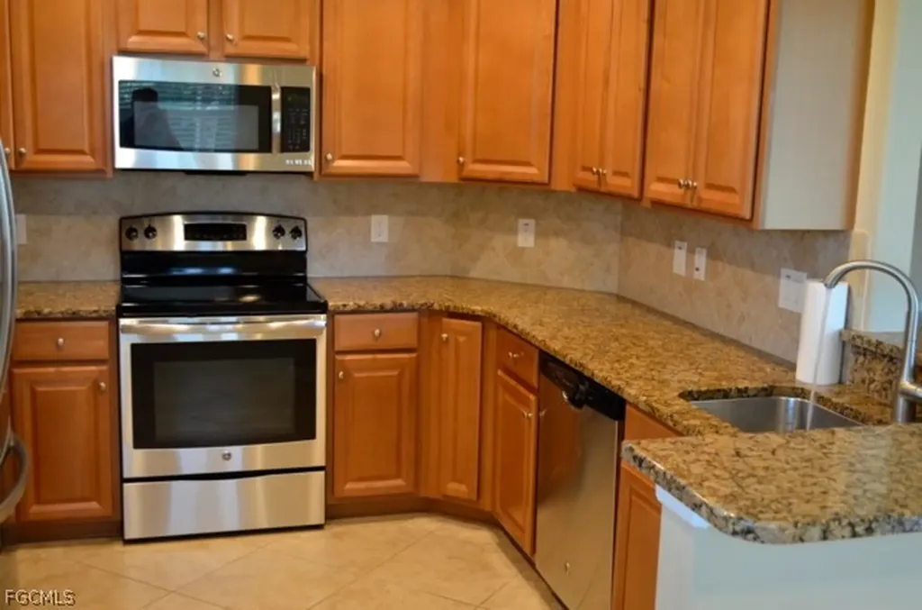 17462 Old Harmony Drive Fort Myers FL 33908
