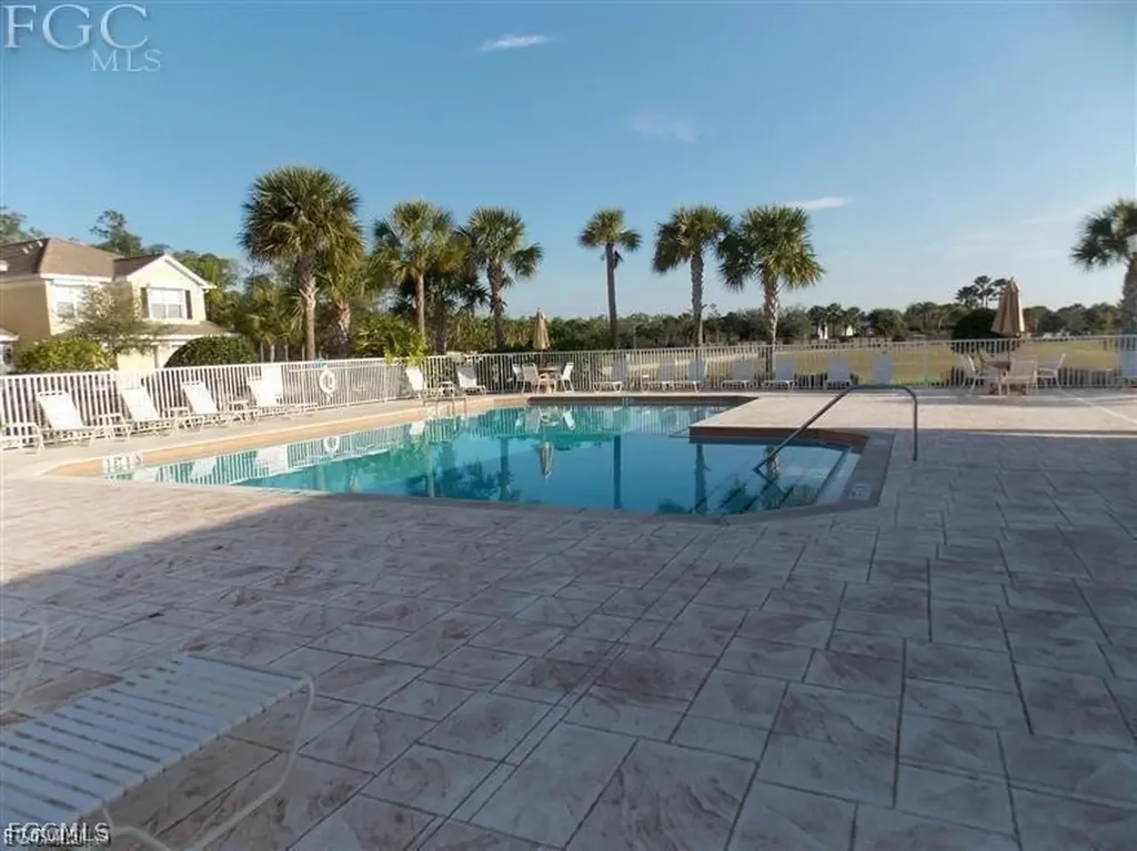 10339 Whispering Palms Drive Fort Myers FL 33913