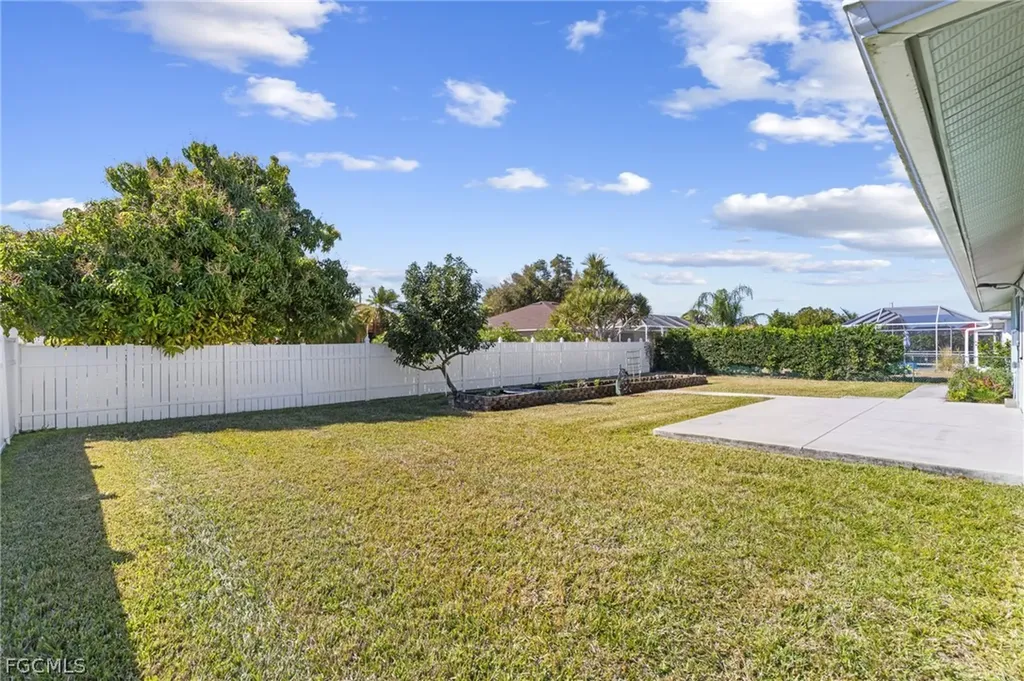 234 SW 43rd Terrace Cape Coral FL 33914