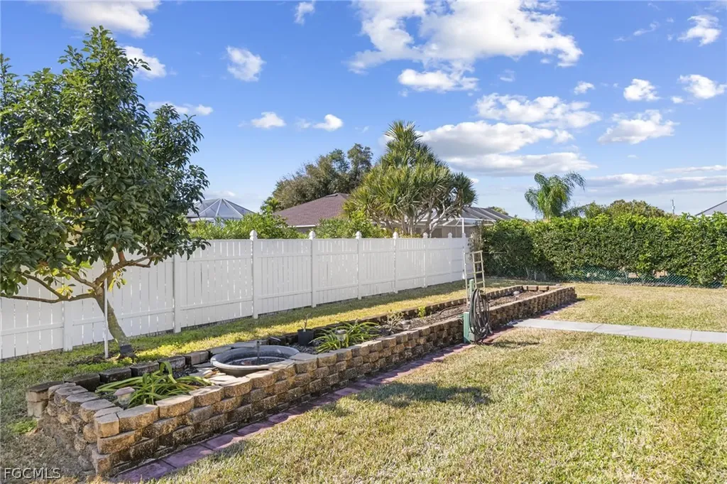 234 SW 43rd Terrace Cape Coral FL 33914