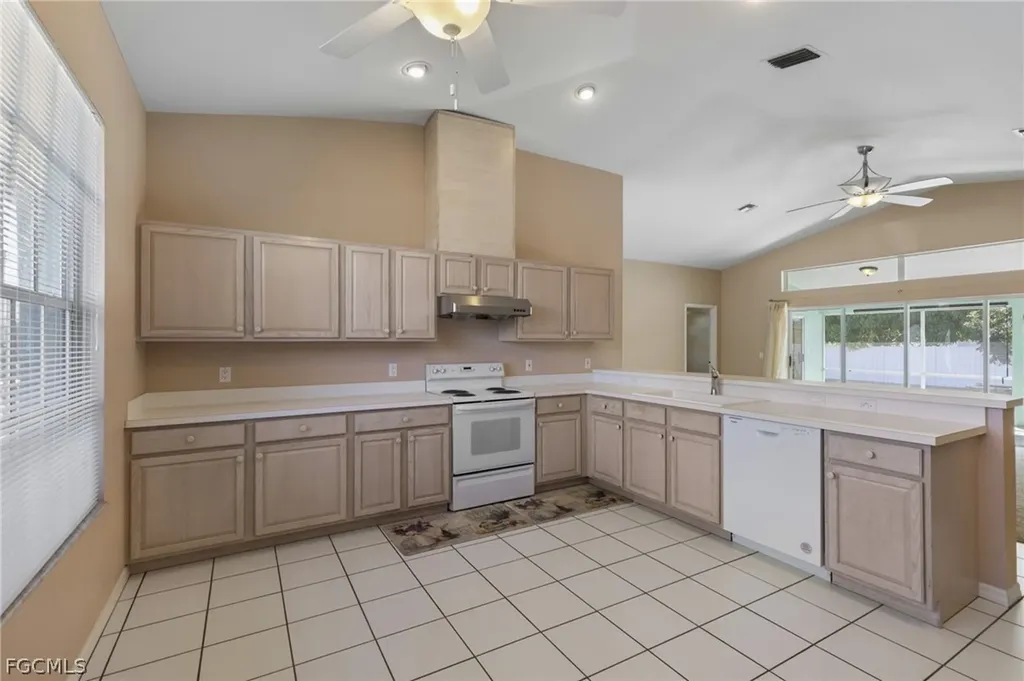 234 SW 43rd Terrace Cape Coral FL 33914