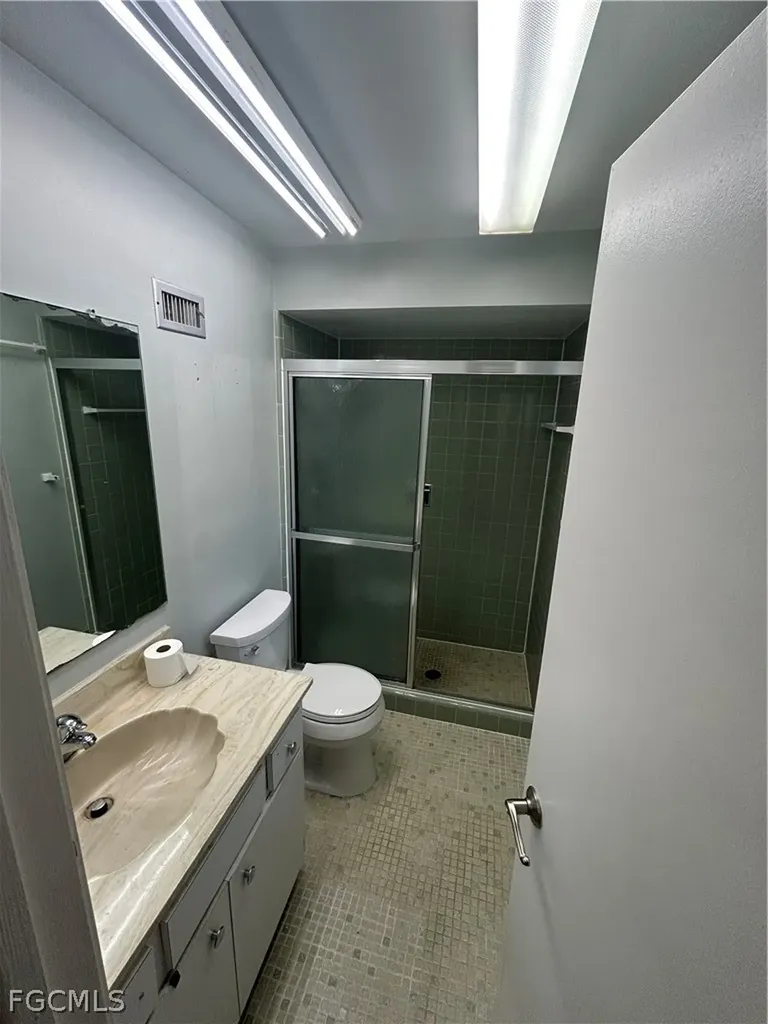 1412 SE 29th Terrace Cape Coral FL 33904