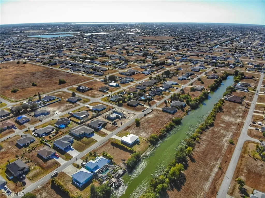 429 NW 14th Street Cape Coral FL 33993