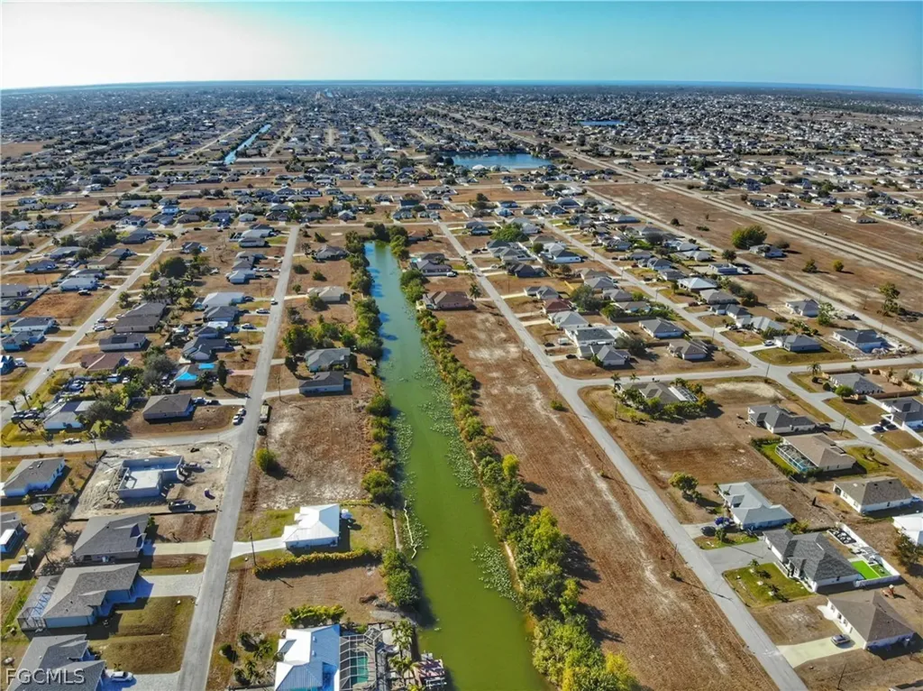 429 NW 14th Street Cape Coral FL 33993