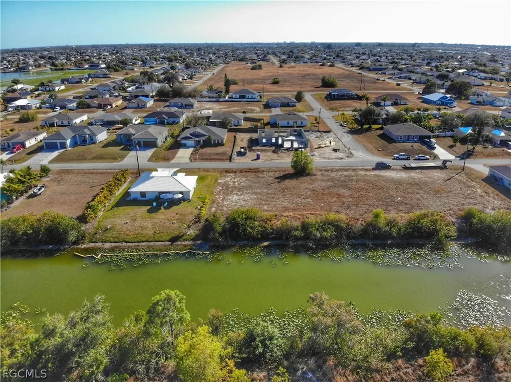 429 NW 14th Street Cape Coral FL 33993