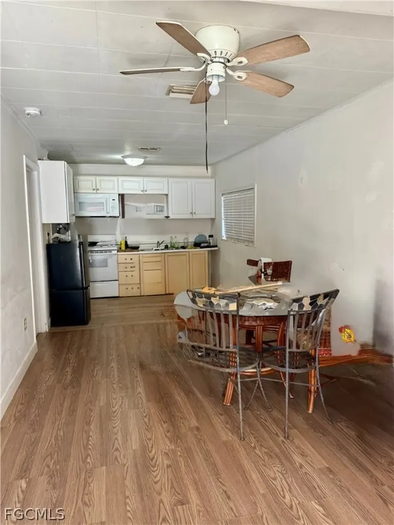 9991 Connecticut Street Bonita Springs FL 34135