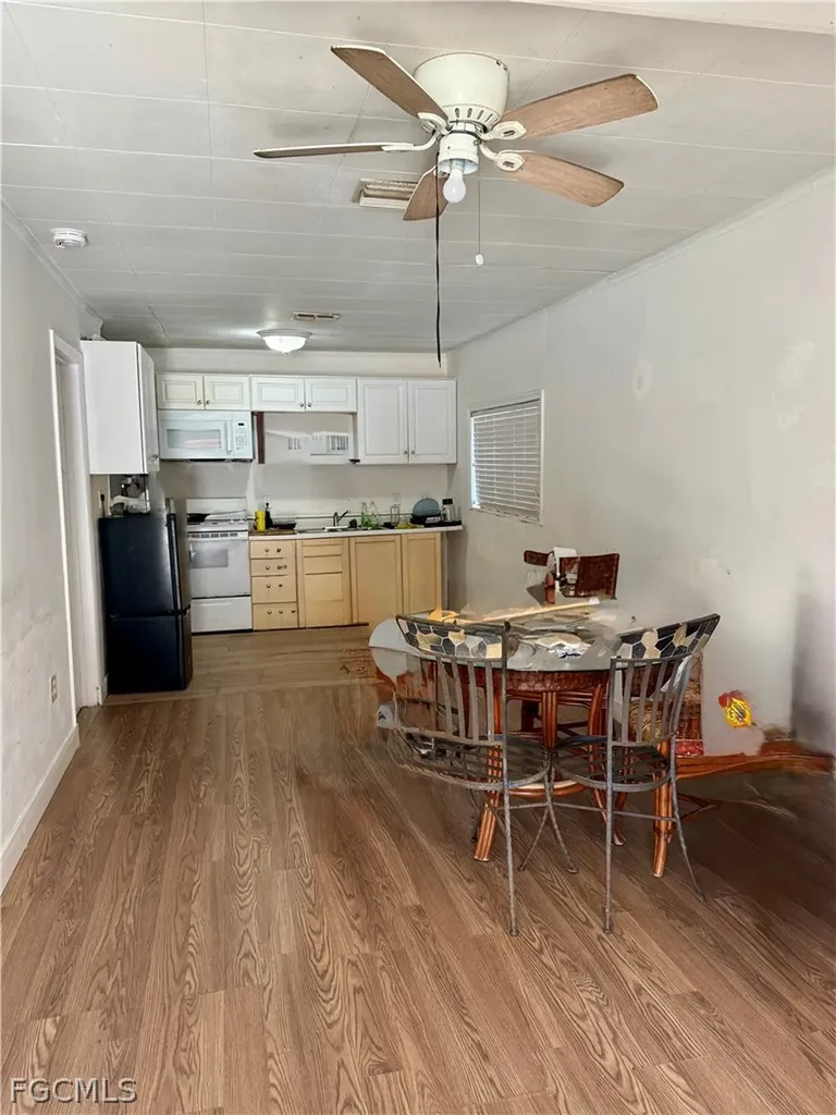 9991 Connecticut Street Bonita Springs FL 34135