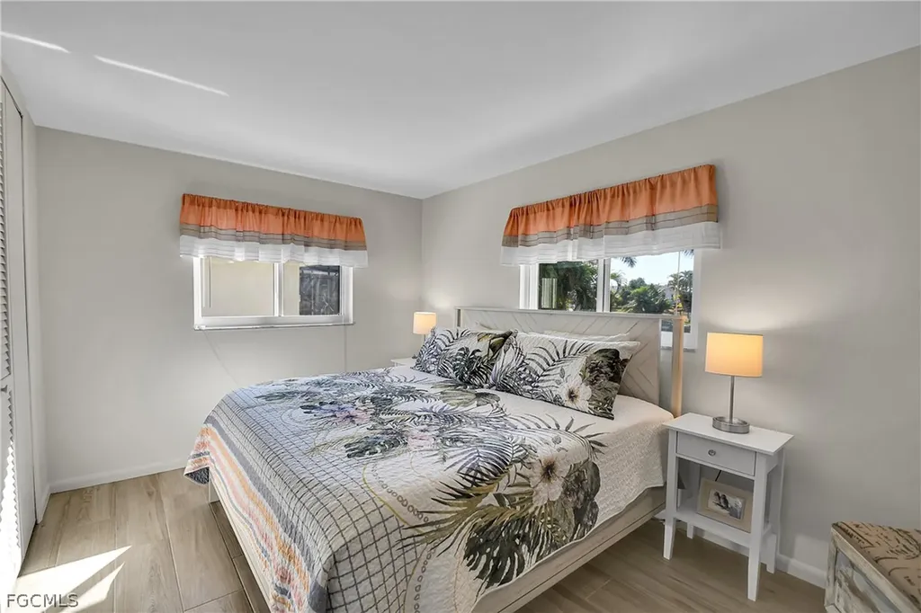 3018 SE 18th Place Cape Coral FL 33904