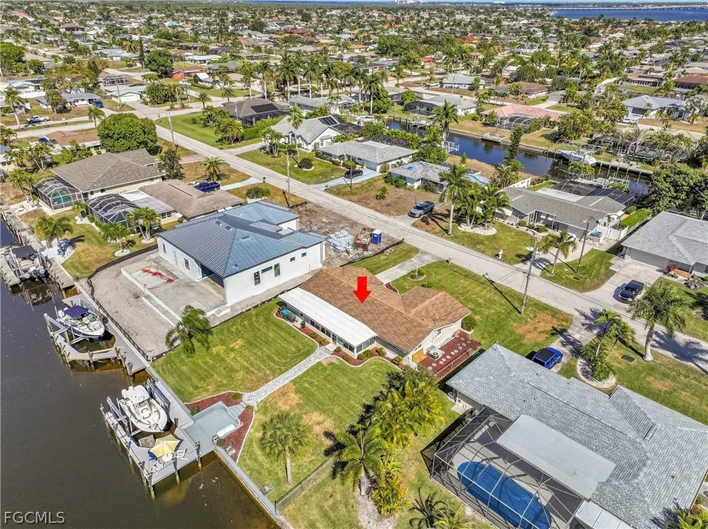 3018 SE 18th Place Cape Coral FL 33904