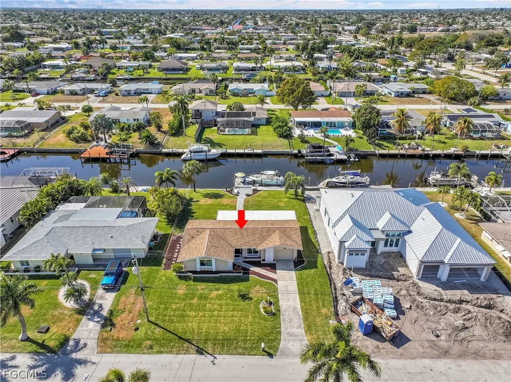 3018 SE 18th Place Cape Coral FL 33904