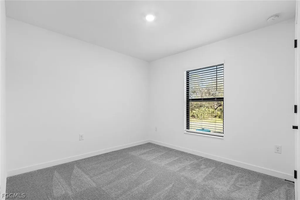 856 Gen D Macarthur Avenue Labelle FL 33935
