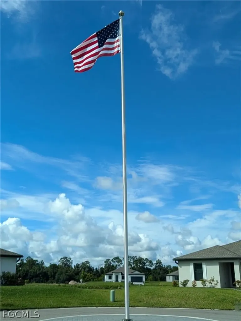 856 Gen D Macarthur Avenue Labelle FL 33935