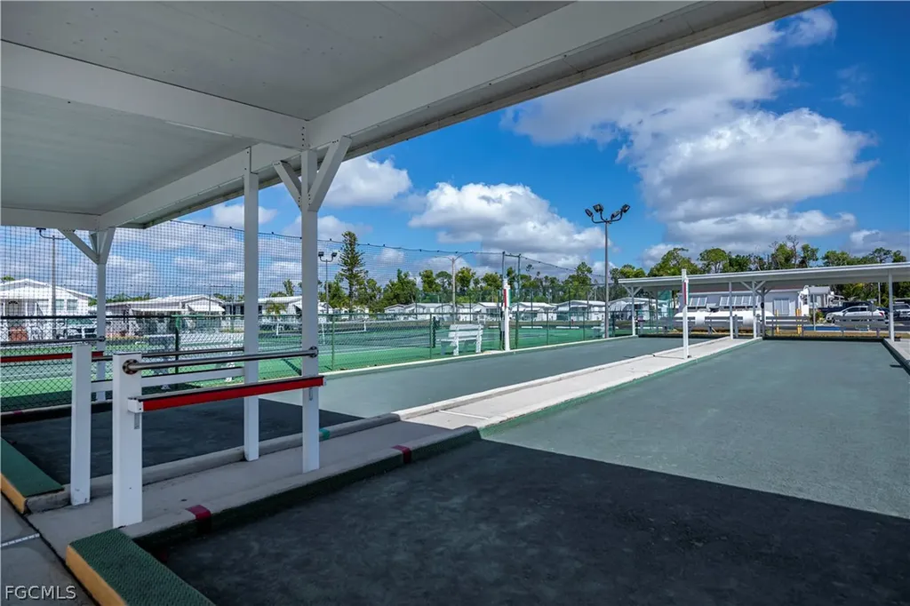 181 Caravan Circle North Fort Myers FL 33903