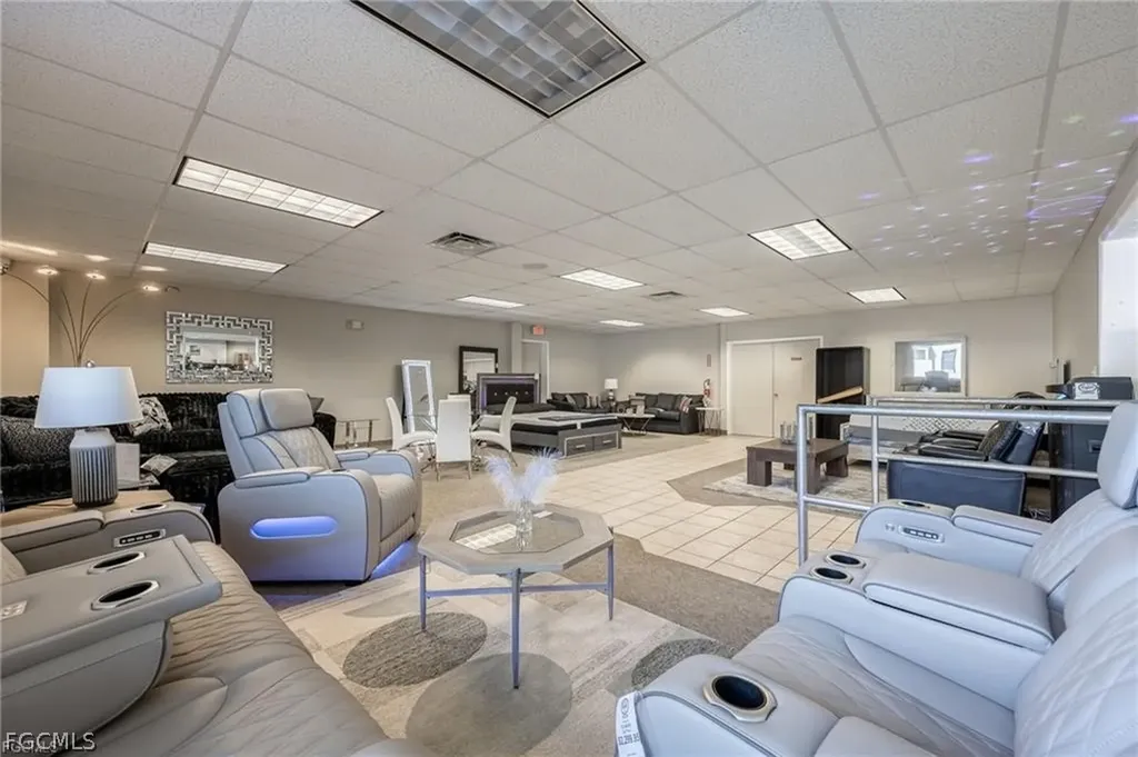 575 S Main Street Labelle FL 33935
