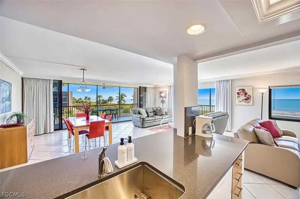 1401 Middle Gulf Drive Sanibel FL 33957