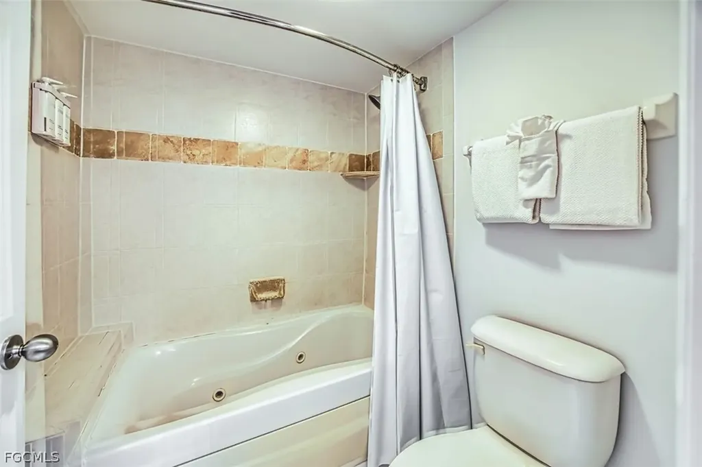 1401 Middle Gulf Drive Sanibel FL 33957