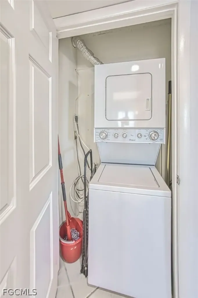 1401 Middle Gulf Drive Sanibel FL 33957