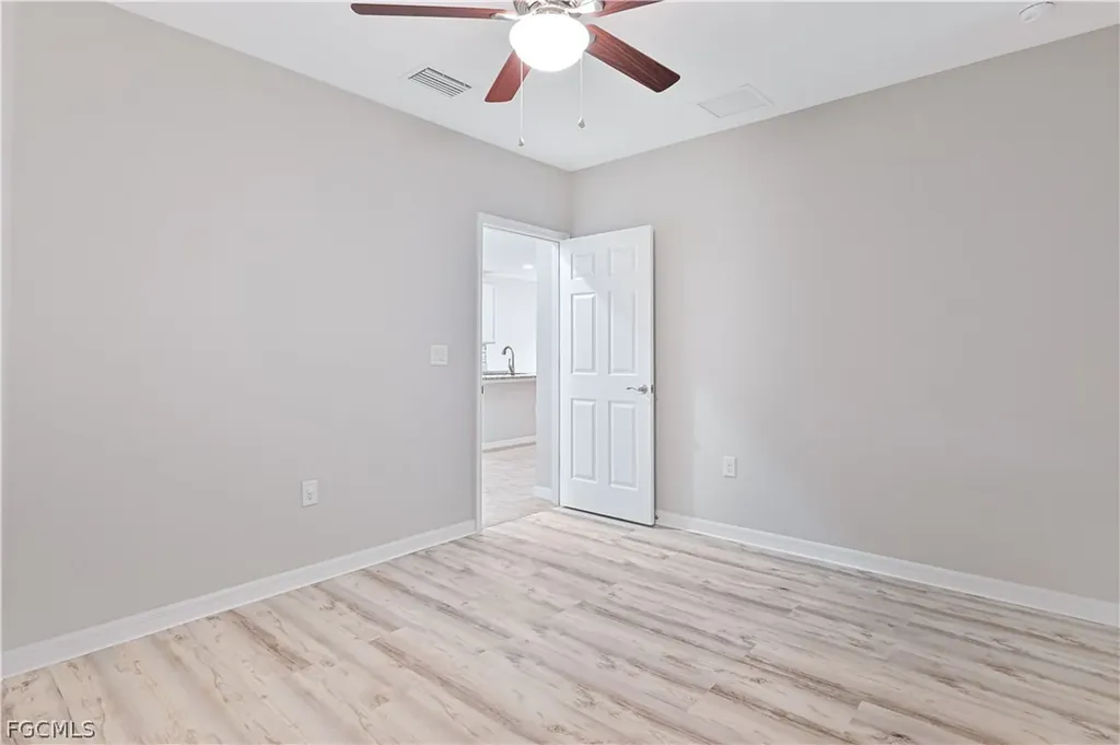 4365 Dutchess Park Road Fort Myers FL 33916