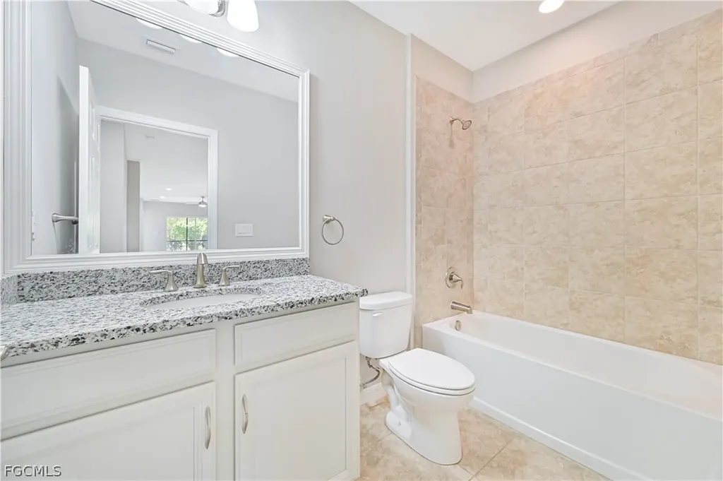 4365 Dutchess Park Road Fort Myers FL 33916