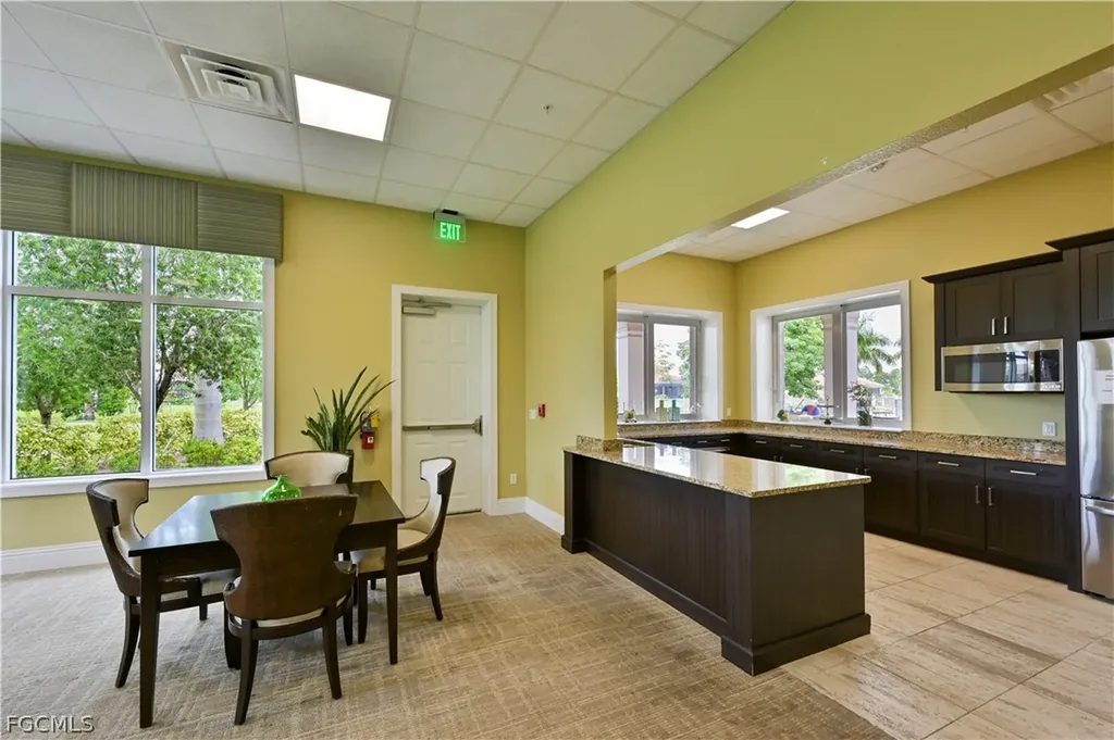 4365 Dutchess Park Road Fort Myers FL 33916