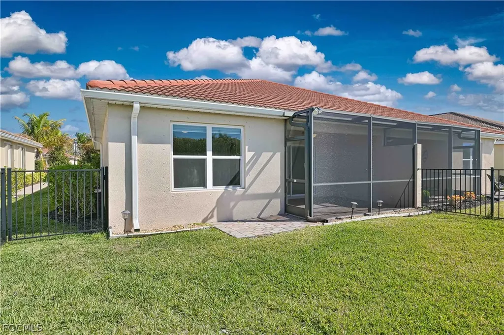 4365 Dutchess Park Road Fort Myers FL 33916