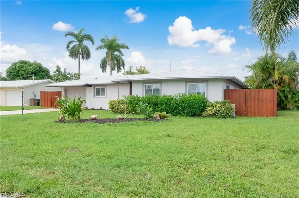 3110 SE 16th Place Cape Coral FL 33904
