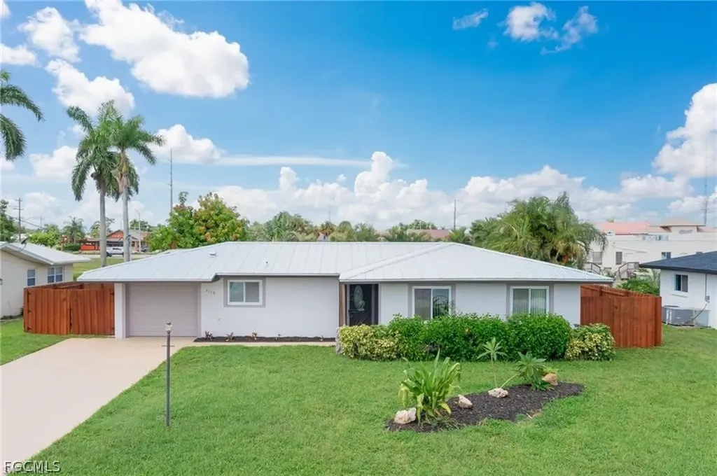 3110 SE 16th Place Cape Coral FL 33904