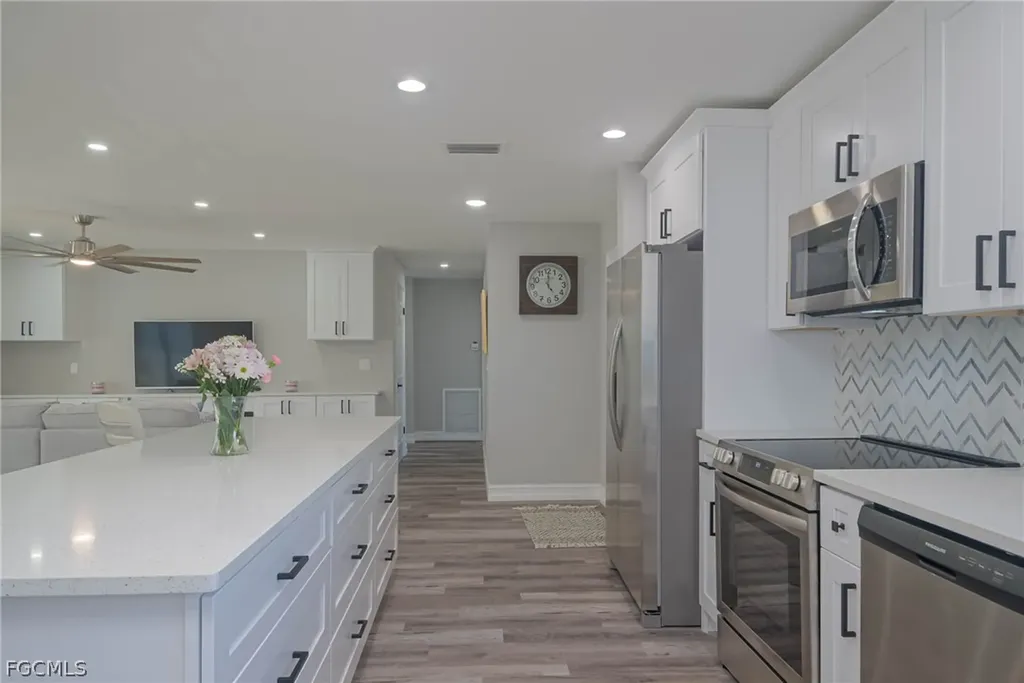 3110 SE 16th Place Cape Coral FL 33904