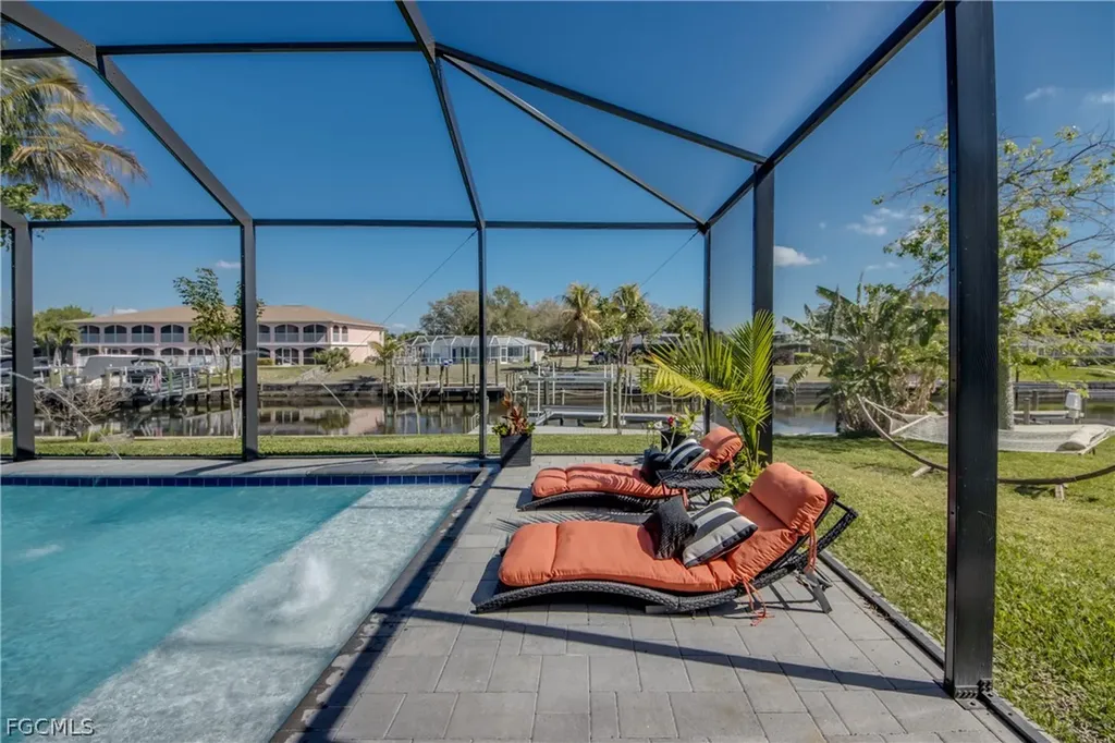 4413 SE 13th Place Cape Coral FL 33904