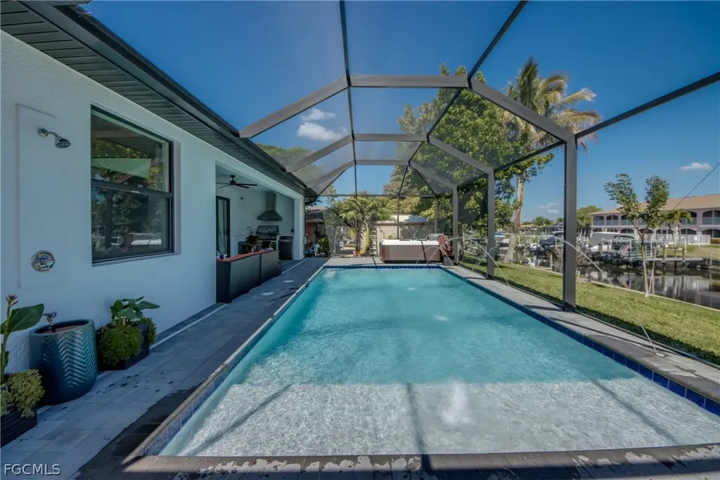 4413 SE 13th Place Cape Coral FL 33904
