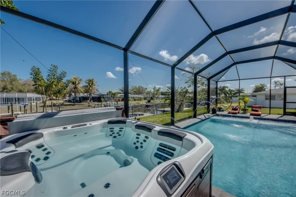 4413 SE 13th Place Cape Coral FL 33904