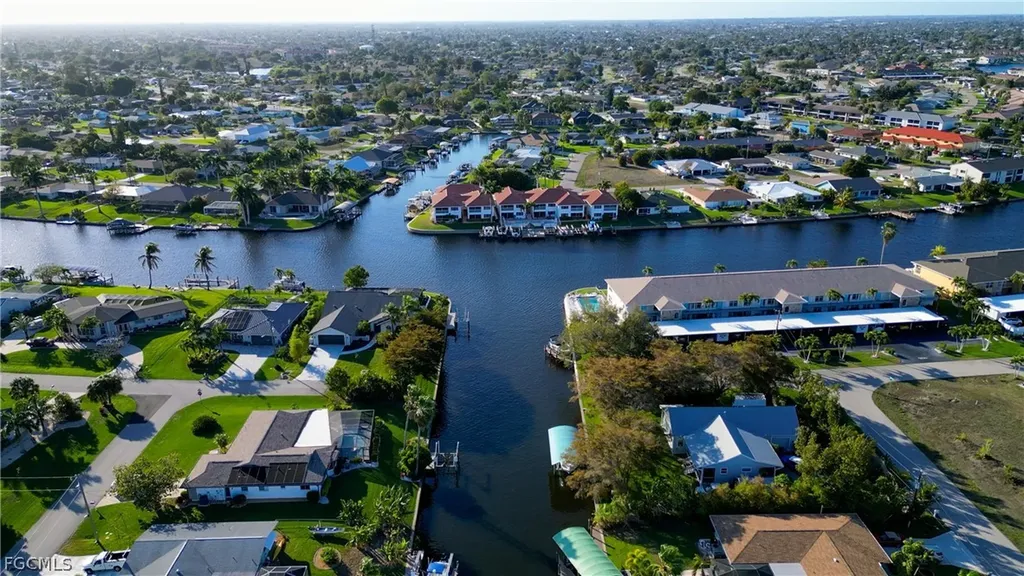 4413 SE 13th Place Cape Coral FL 33904