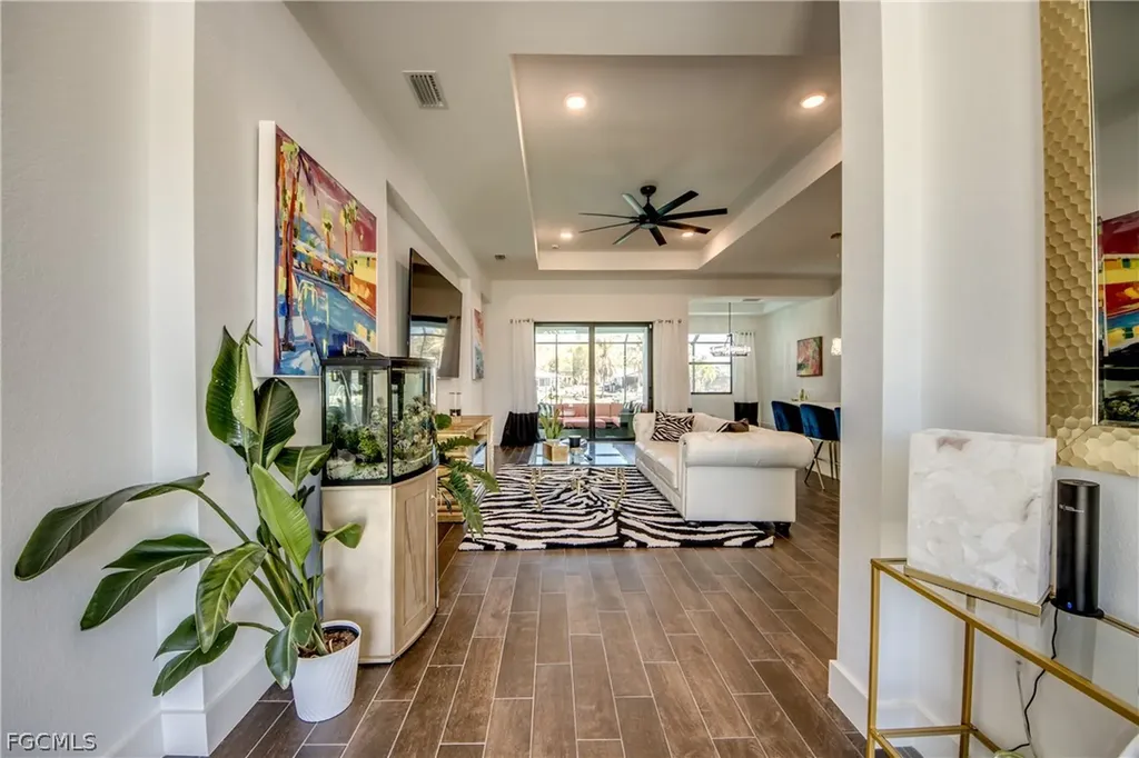 4413 SE 13th Place Cape Coral FL 33904