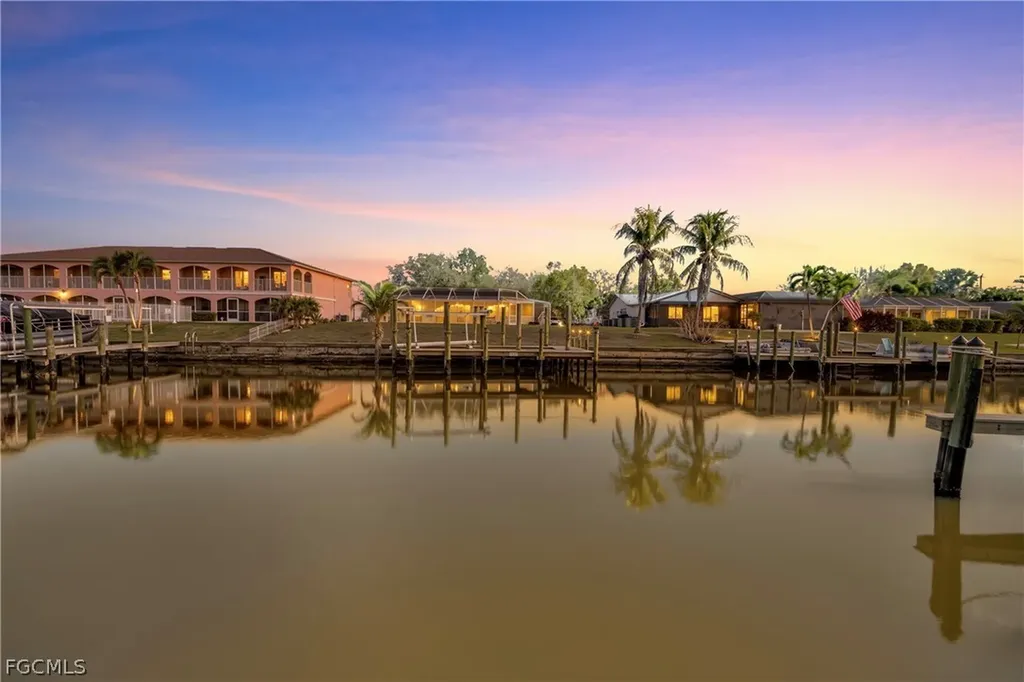 4413 SE 13th Place Cape Coral FL 33904