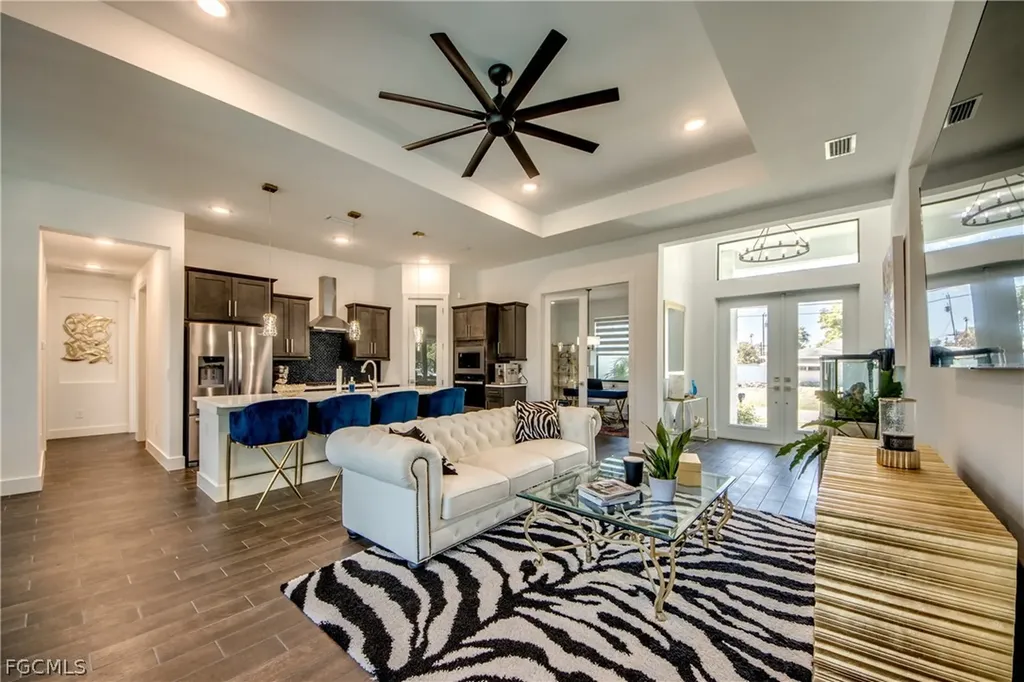 4413 SE 13th Place Cape Coral FL 33904