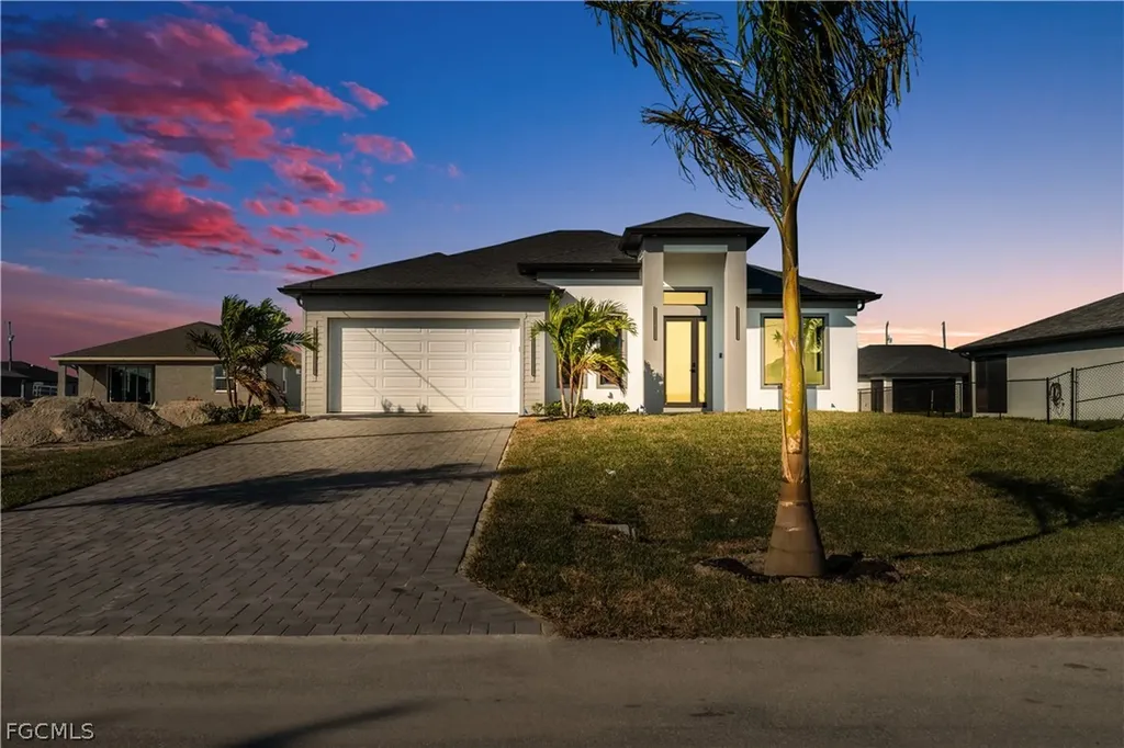 3817 NW 40th Street Cape Coral FL 33993