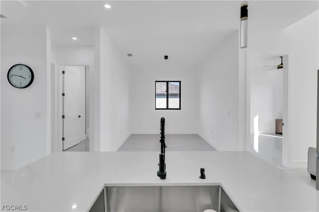 3817 NW 40th Street Cape Coral FL 33993