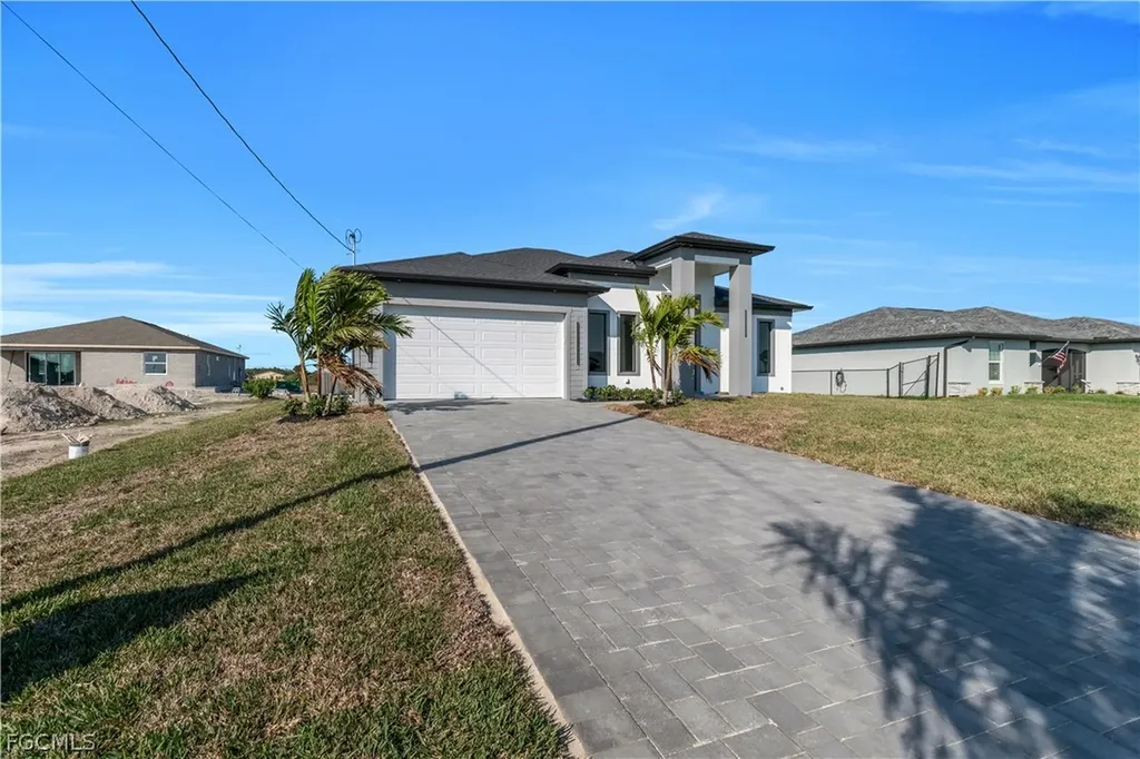 3817 NW 40th Street Cape Coral FL 33993