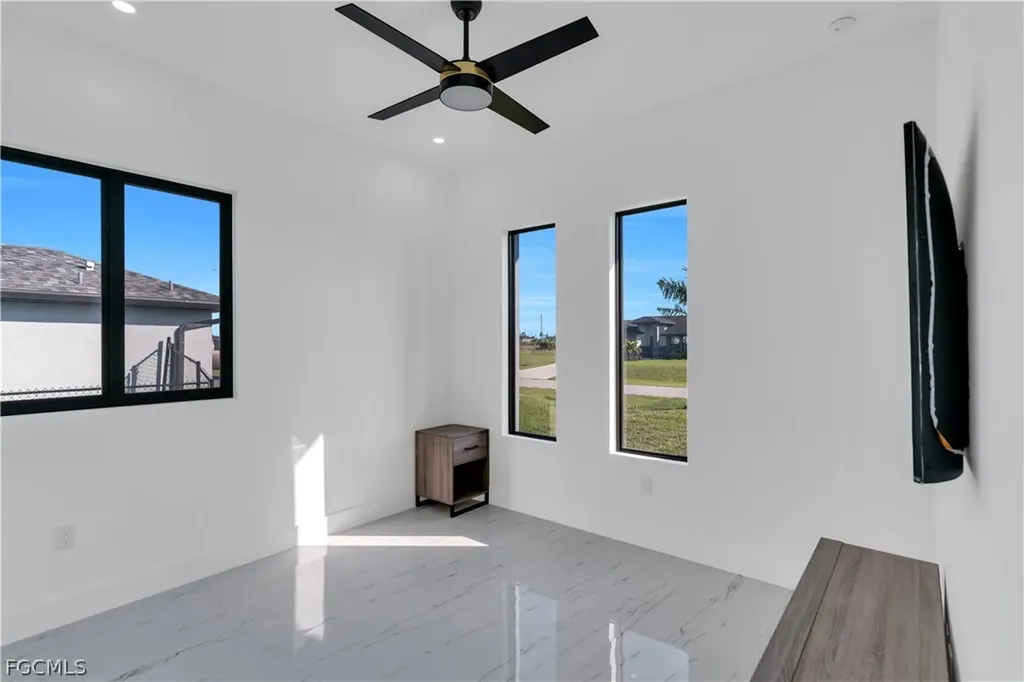 3817 NW 40th Street Cape Coral FL 33993