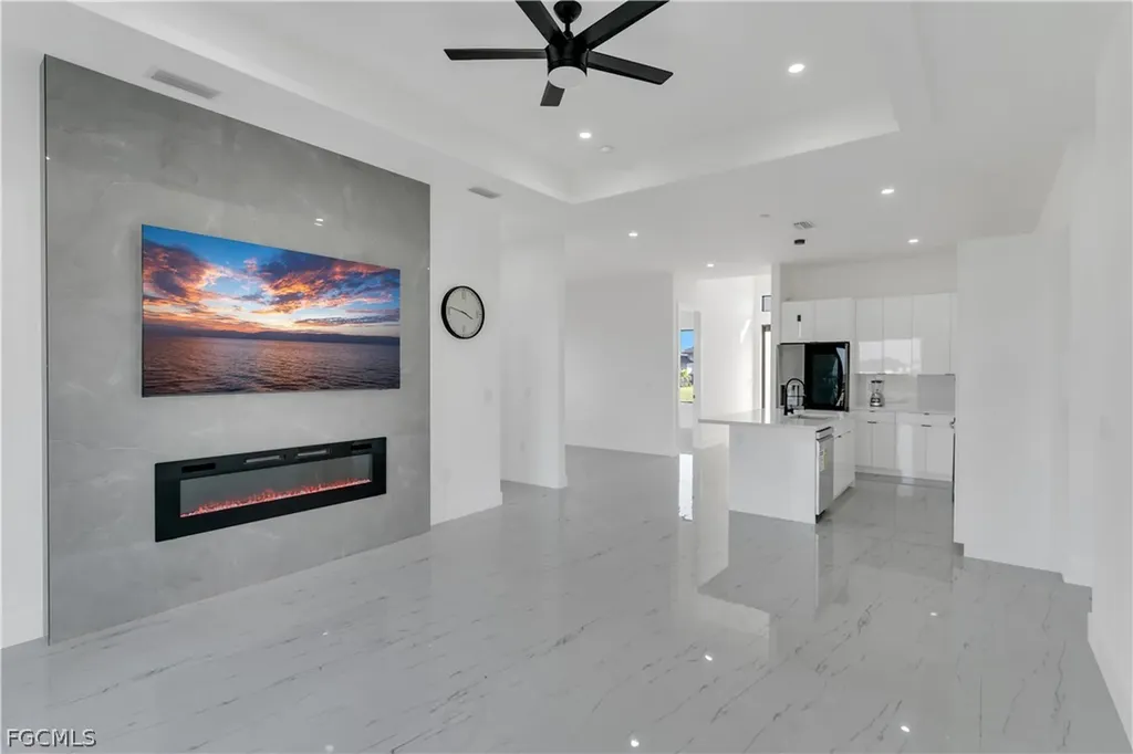 3817 NW 40th Street Cape Coral FL 33993