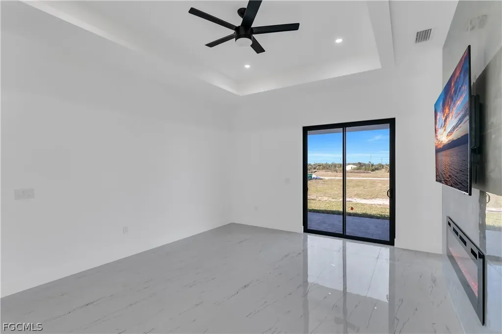 3817 NW 40th Street Cape Coral FL 33993