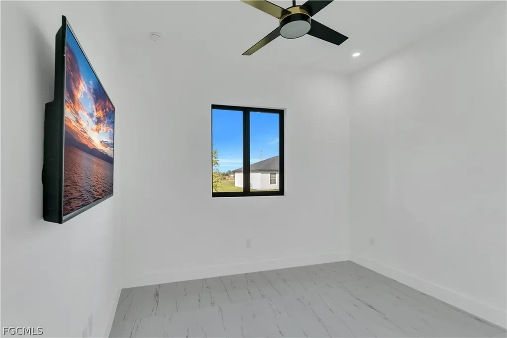 3817 NW 40th Street Cape Coral FL 33993